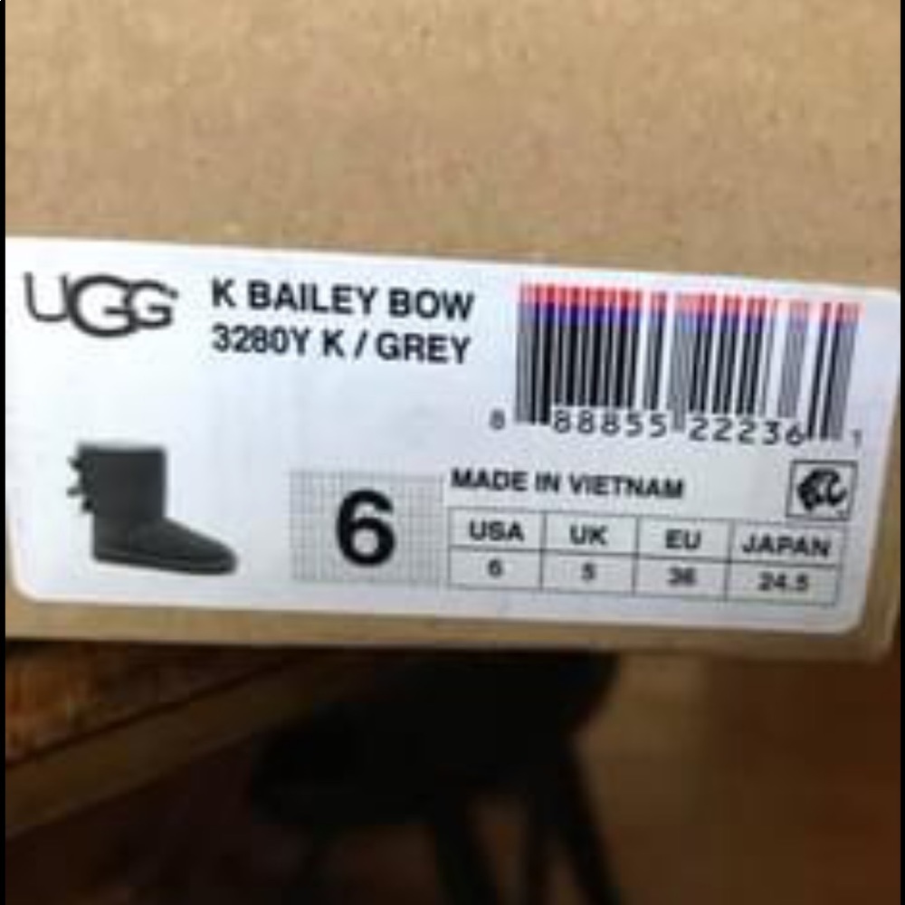 Ugg Bailey Bow - image 4
